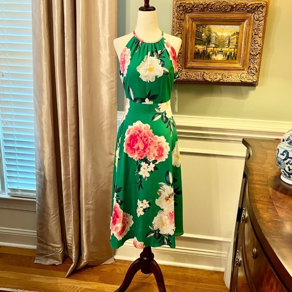 NWT Eliza J Green Pink Floral Halter Style Fit & Flare Crepe Midi Dress Size 8 - Picture 2 of 4